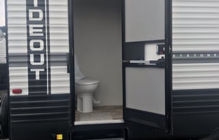 2022 keystone hideout 272bh