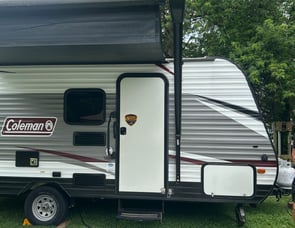 Dutchmen RV Coleman Lantern LT Series 17FQ