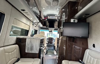 Airstream Interstate Lounge EXT