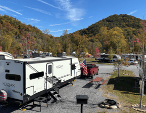 Airstream RV Bambi 19CB