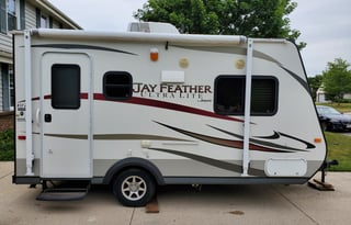 2015 Jayco Jay Feather Ultra Lite X17Z