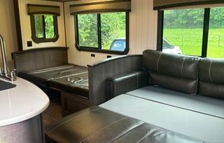 The Sunny Rig | DELIVERY/SET UP | Outdoor Kitchen