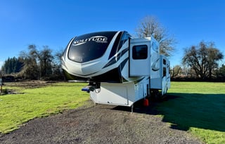 2025 Grand Design - 41’ Luxury Camping - Sleeps 7