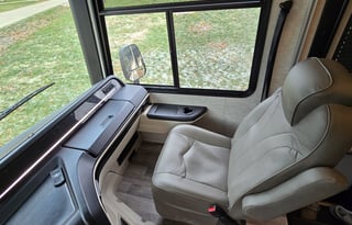 2022 Entegra Coach Vision 29F - Wally