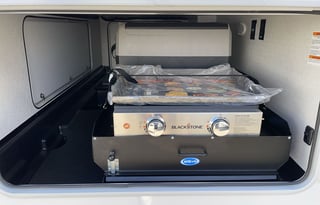 ZWS Luxury 2026 Thor Geneva 28VT Motor Home