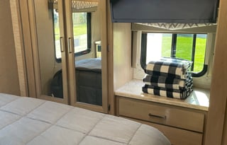 2021 Thor Quantum SL31 Class C