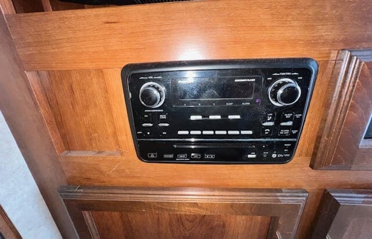 DVD player/bluetooth/AMFM