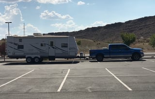 Free as a Bird Camper Sleeps 8 '06 Jayco Jayflight