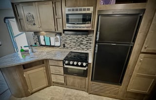 No-Hassle family RV rental, we take care of you!!!