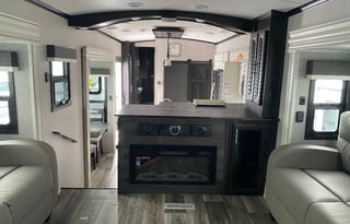 2021 Jayco North Point 382FLRB