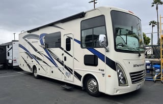 Falcon RV Rentals - 2023 Thor Windsport 29M