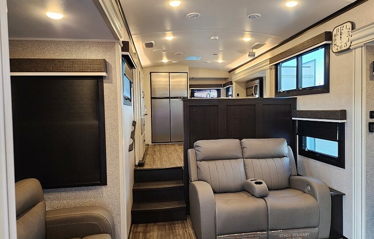 View from the entry way looking aft.