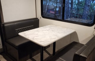 2021 Dutchmen RV Coleman Lantern Series 263BHWE