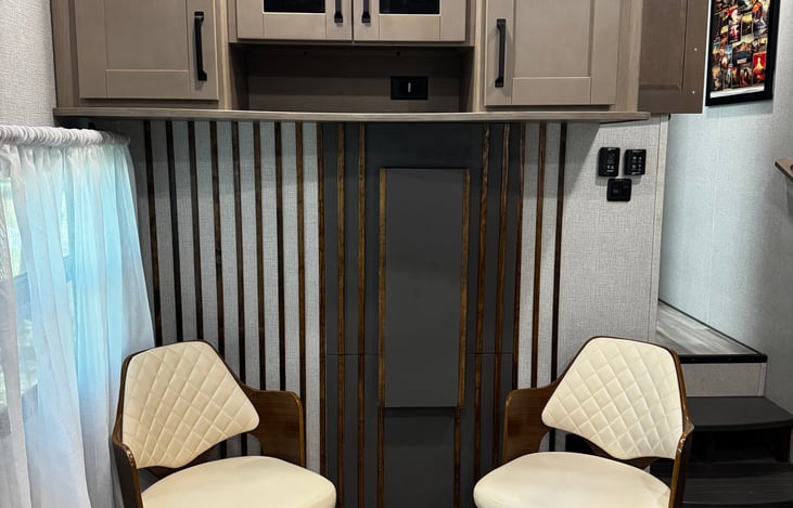 Table in up position to enjoy more room