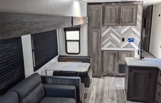 2021 KZ Sportsmen 292BHK