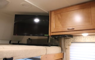 "Daphne" the Winnebago Minnie Winnie 25B