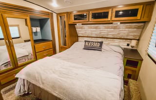 Kid-Approved 3 Bed 2 Bath 5th Wheel with Delivery