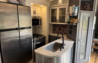 2021 Dutchmen RV Voltage 4205