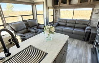 2022 Alliance RV Paradigm 295MK