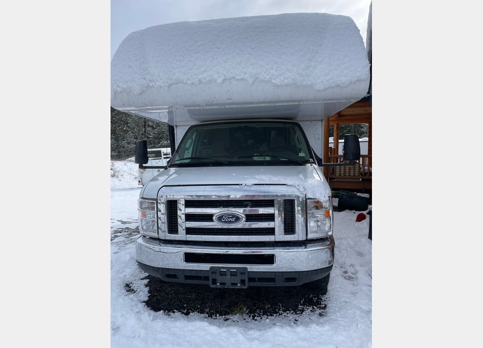 Class C Motor Home rentals in Spokane Valley