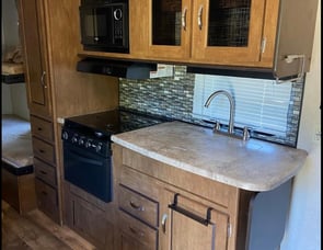 Forest River RV Wildwood X-Lite 201BHXL