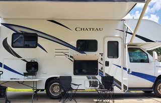 RV Trippin - "Theodore" - Thor Chateau