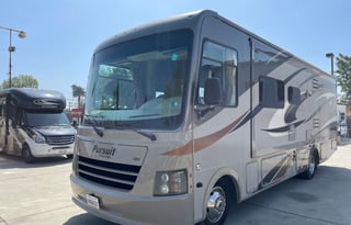 2017 Coachmen Pursuit 30 FW - NO SPECIAL DL NEEDED