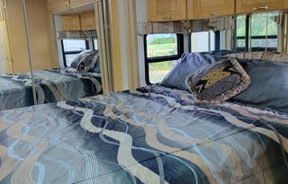 2003 Newmar Kountry Star ksdp3905