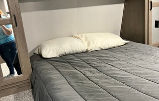 2021 Keystone RV Hideout 318BR