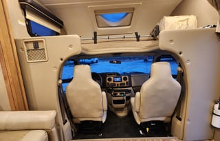 2019 Thor Motor Coach Quantum WS31