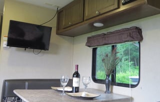 2017 Dutchmen RV Coleman Lantern LT Series 17FQ