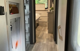 Don and Michelle’s 5th Wheel Rental