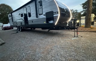 Chamberland's Super Cozy Camper