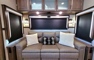 2022 Grand Design Solitude: High-End Comfort