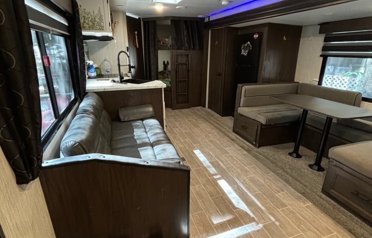 Living room/ dining room/ kitchen/ bunks