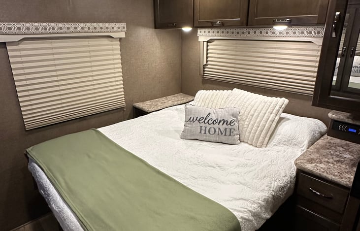 Private master bedroom with queen bed