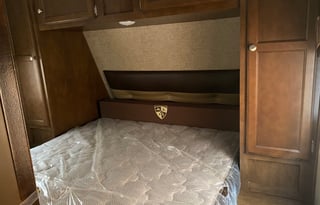 Venture RV SportTrek 270VBH