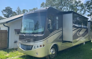 2015 Coachmen RV Encounter 36BH