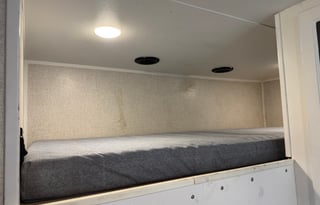 2021 Dutchmen RV Voltage 4205