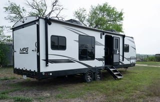 2023 Cruiser RV MPG 2700TH Toy Hauler pet friendly