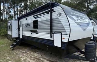 2025 Puma Luxury Bunkhouse
