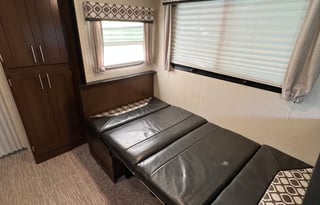 2018 Prime Time RV Tracer 291BR