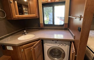 2017 Tiffin Motorhomes Allegro 36 LA