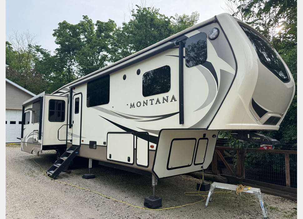 Fifth Wheel rentals in Mukwonago