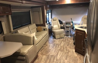 Willie The RV!      All You Need And More!