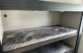 2024 Cedar Creek Bunk Room with own Bath Plus Loft