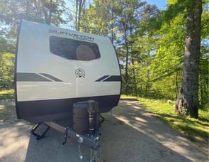 Forest River RV Surveyor Legend 19RBLE