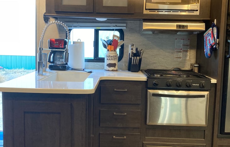 Fully stocked kitchen