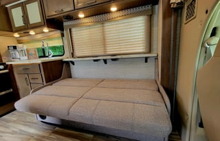 2021 Thor Motor Coach Freedom Elite 30FE