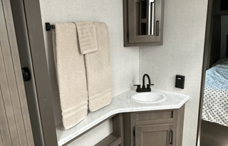 NEW 2024 Grand Design Transcend Xplor 265BH!
